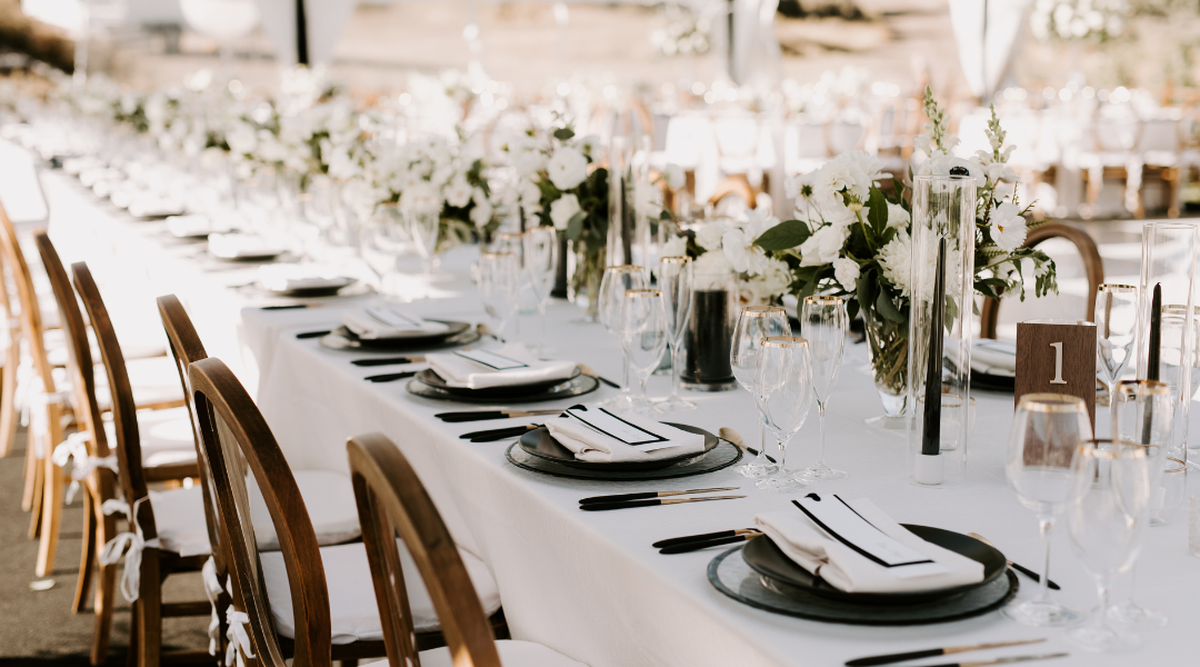 Why On-Site Day-of Setup is Essential for Stationery Vendors